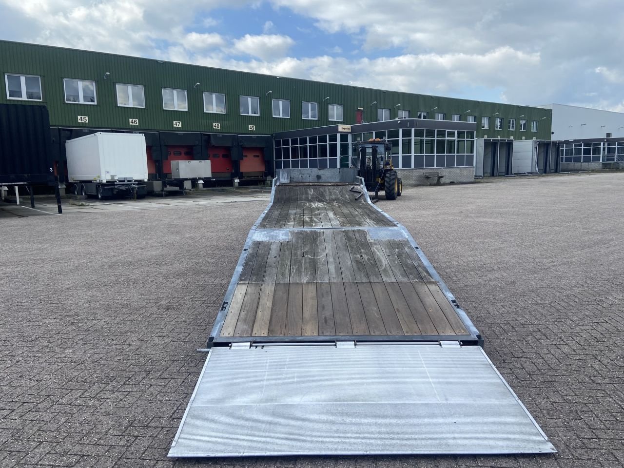 PKW-Anhänger от тип Sonstige Be Oplegger 9 Ton semi knik dieplader veldhuizen, Gebrauchtmaschine в Putten (Снимка 3)