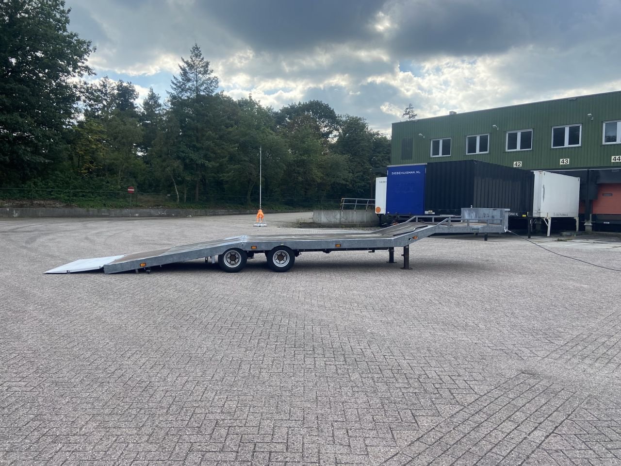 PKW-Anhänger от тип Sonstige Be Oplegger 9 Ton semi knik dieplader veldhuizen, Gebrauchtmaschine в Putten (Снимка 2)