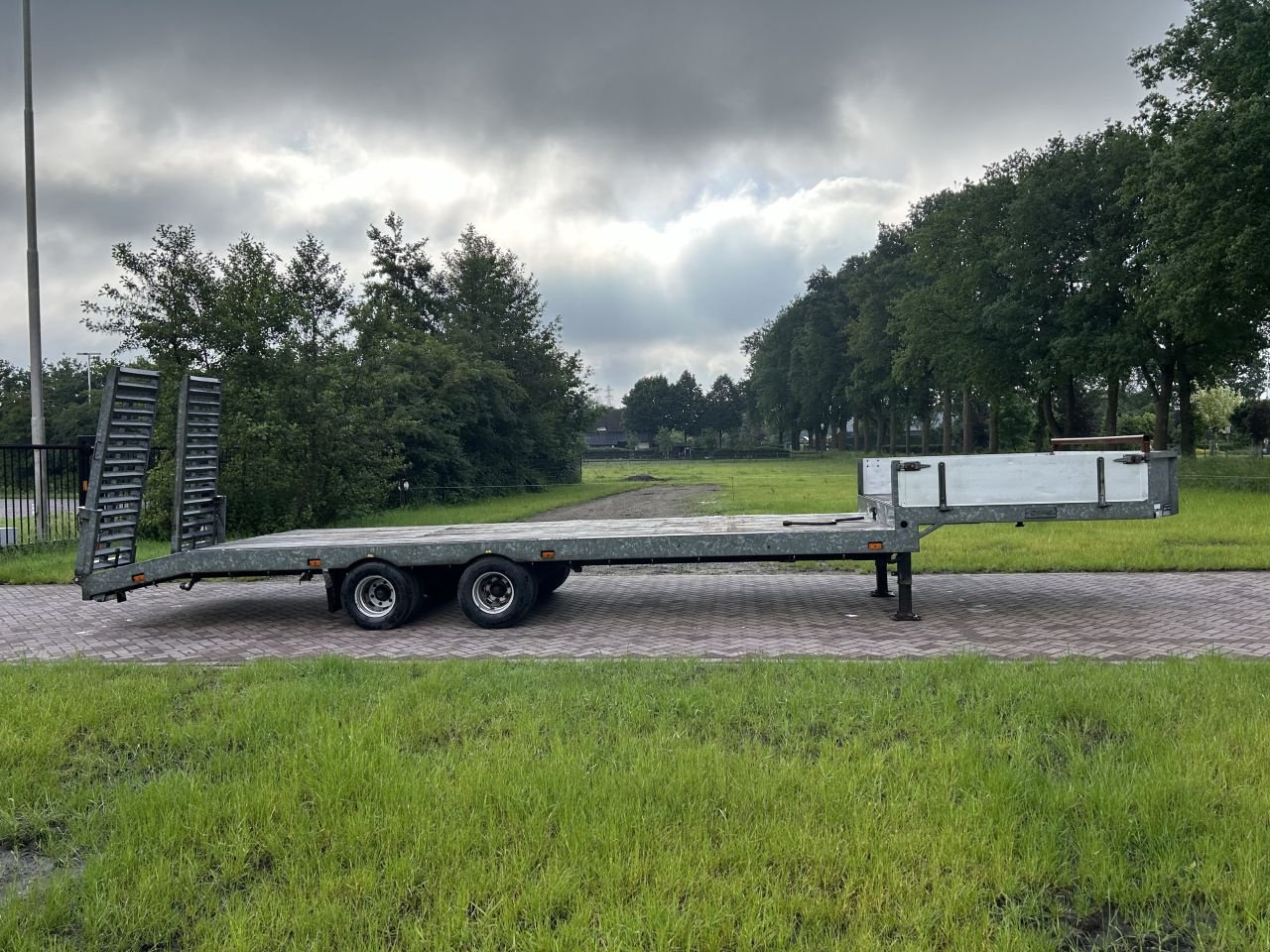 PKW-Anhänger typu Sonstige BE OPLEGGER 9.8 TON VELDHUIZEN SEMI DIEPLADER 2.40 BREED, Gebrauchtmaschine v Putten (Obrázek 4)