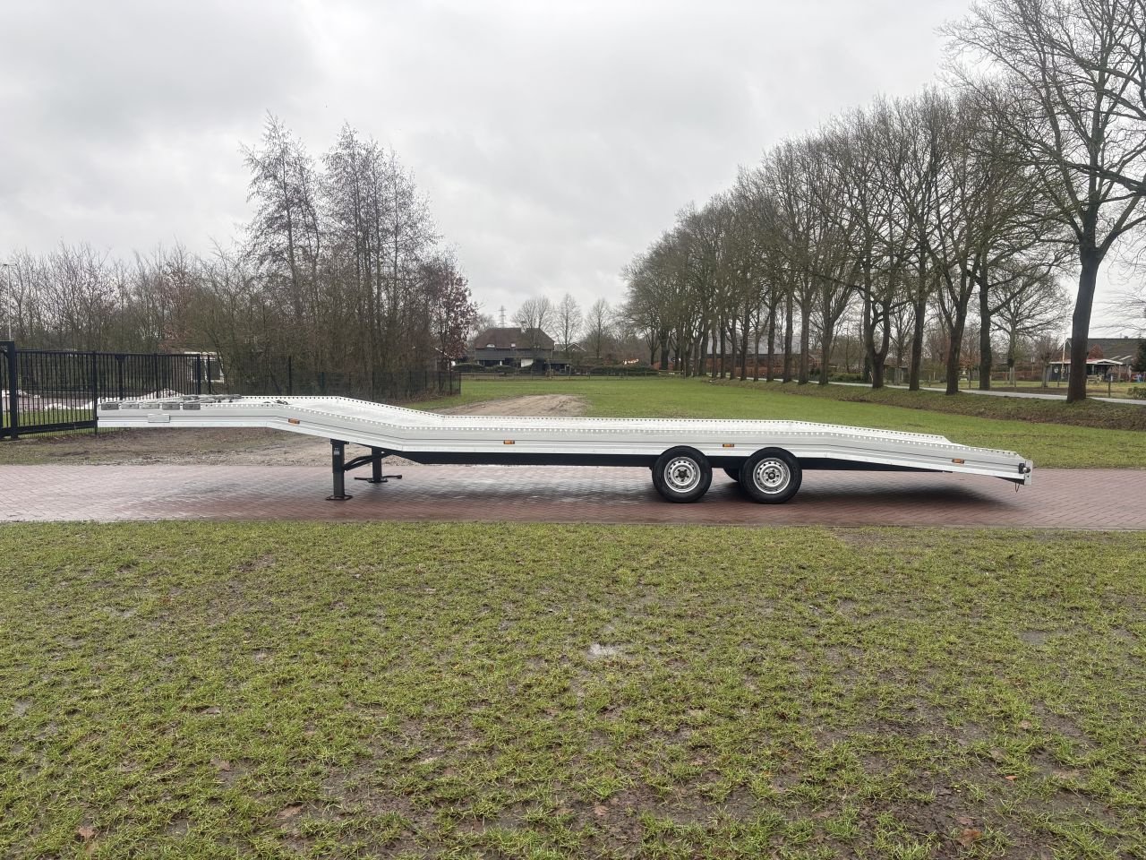 PKW-Anhänger of the type Sonstige be oplegger ambulance auto transporter Veldhuizen 5.5 TON, Gebrauchtmaschine in Putten (Picture 3)