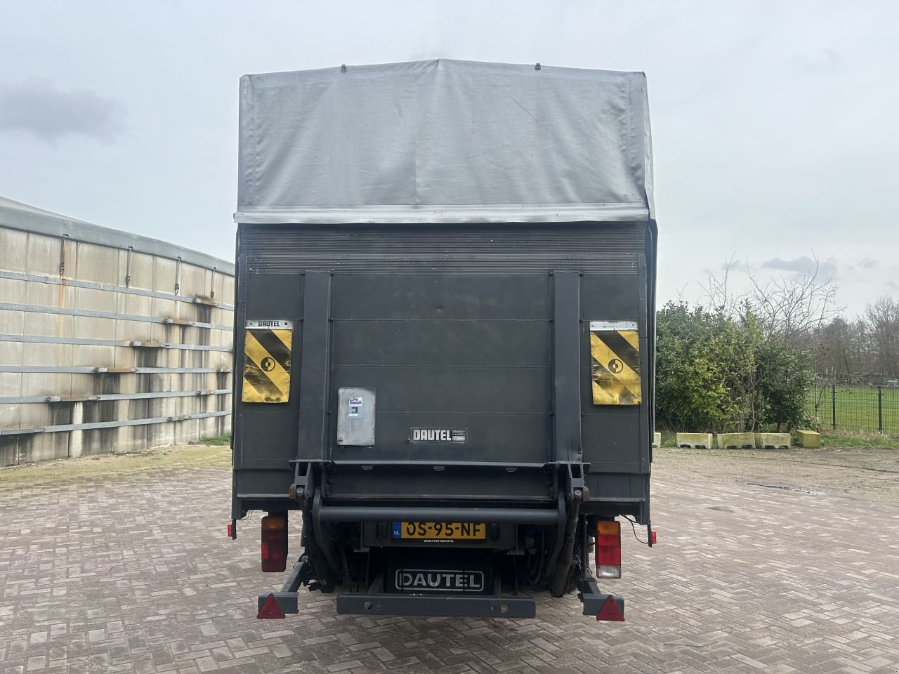 PKW-Anhänger typu Sonstige be oplegger gesloten huif be oplegger gesloten huif 6.5 ton met laadklep 1000kg, Gebrauchtmaschine w Putten (Zdjęcie 9)