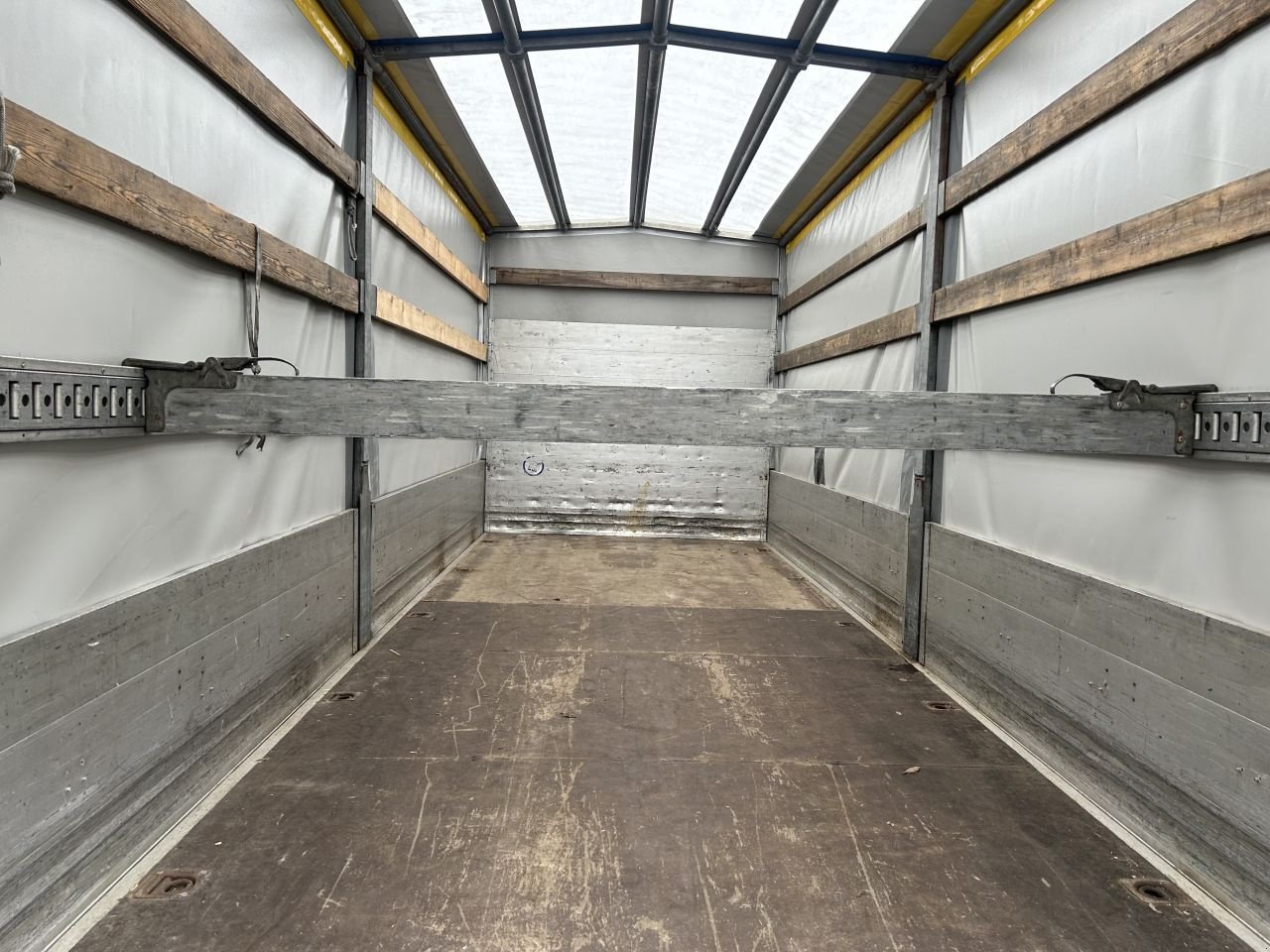 PKW-Anhänger typu Sonstige be oplegger gesloten huif be oplegger gesloten huif 6.5 ton met laadklep 1000kg, Gebrauchtmaschine w Putten (Zdjęcie 11)