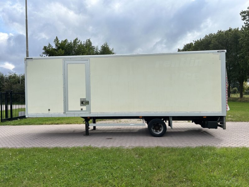 PKW-Anhänger typu Sonstige be oplegger gesloten Veldhuizen 5480 kg met met laadklep 1000 kg, Gebrauchtmaschine v Putten (Obrázek 1)