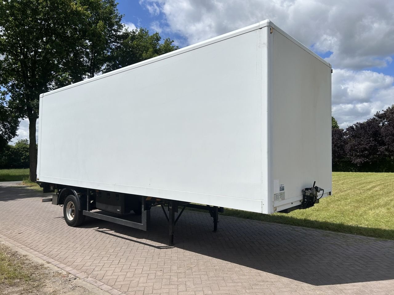 PKW-Anhänger typu Sonstige be oplegger SAXAS 8.9 ton met laadklep 1500 kg, Gebrauchtmaschine v Putten (Obrázek 3)