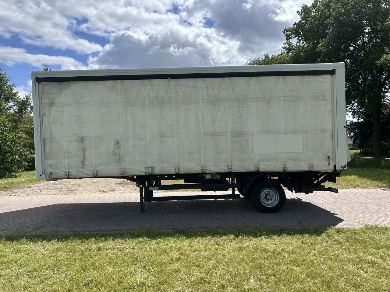 PKW-Anhänger typu Sonstige be oplegger SAXAS 8.9 ton met laadklep 1500 kg, Gebrauchtmaschine v Putten (Obrázek 2)