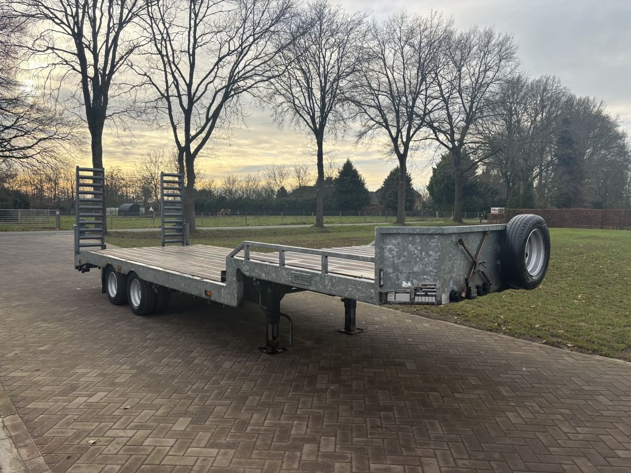 PKW-Anhänger des Typs Sonstige be oplegger semi dieplader 8 ton Veldhuizen, Gebrauchtmaschine in Putten (Bild 3)