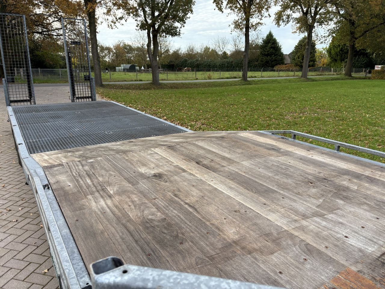 PKW-Anhänger Türe ait Sonstige be oplegger semi dieplader met roostervloer 10 ton (2018), Gebrauchtmaschine içinde Putten (resim 11)