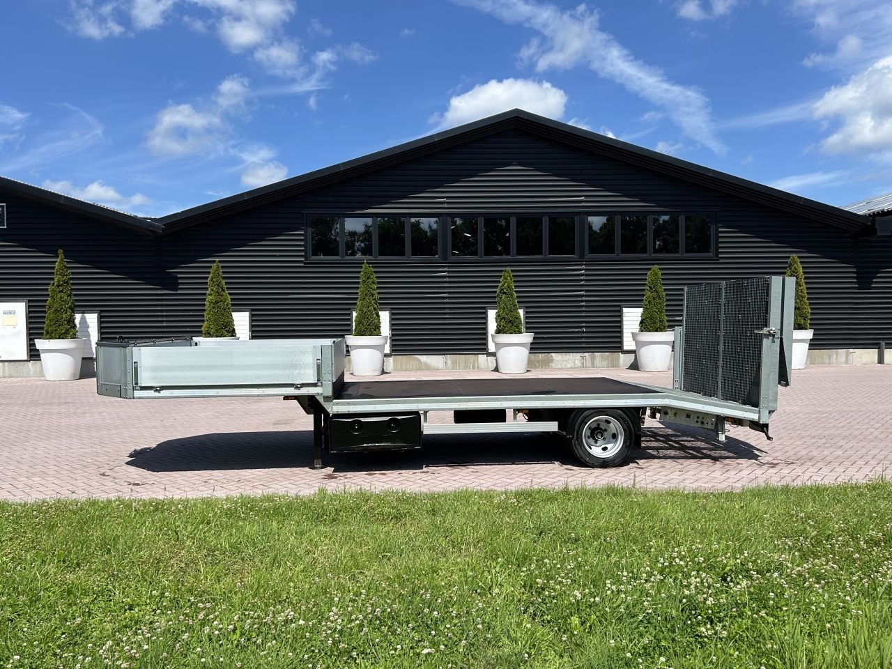 PKW-Anhänger of the type Sonstige Be oplegger Semi Dieplader VF oprij klep elektrische (2020), Gebrauchtmaschine in Putten (Picture 8)