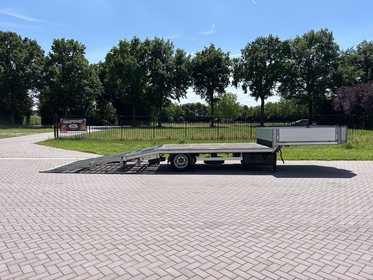 PKW-Anhänger of the type Sonstige Be oplegger Semi Dieplader VF oprij klep elektrische (2020), Gebrauchtmaschine in Putten (Picture 2)
