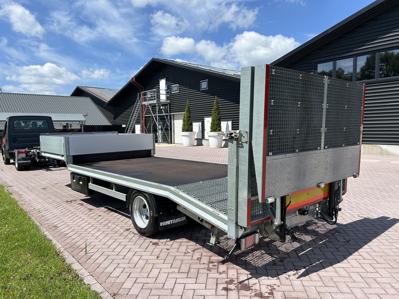 PKW-Anhänger of the type Sonstige Be oplegger Semi Dieplader VF oprij klep elektrische (2020), Gebrauchtmaschine in Putten (Picture 4)