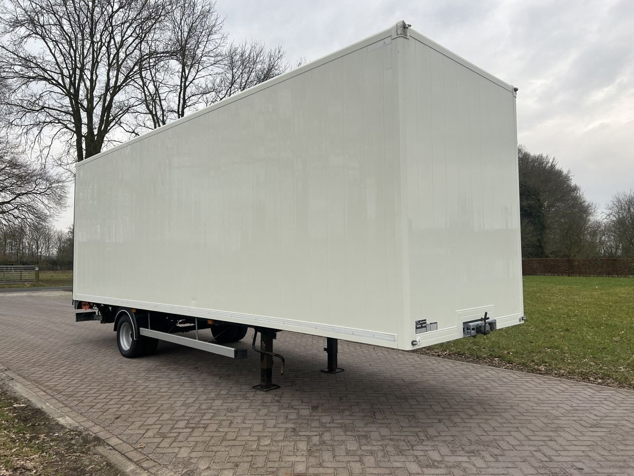 PKW-Anhänger typu Sonstige be oplegger VELDHUIZEN 5 ton met laadklep 750 kg 2017, Gebrauchtmaschine v Putten (Obrázek 4)