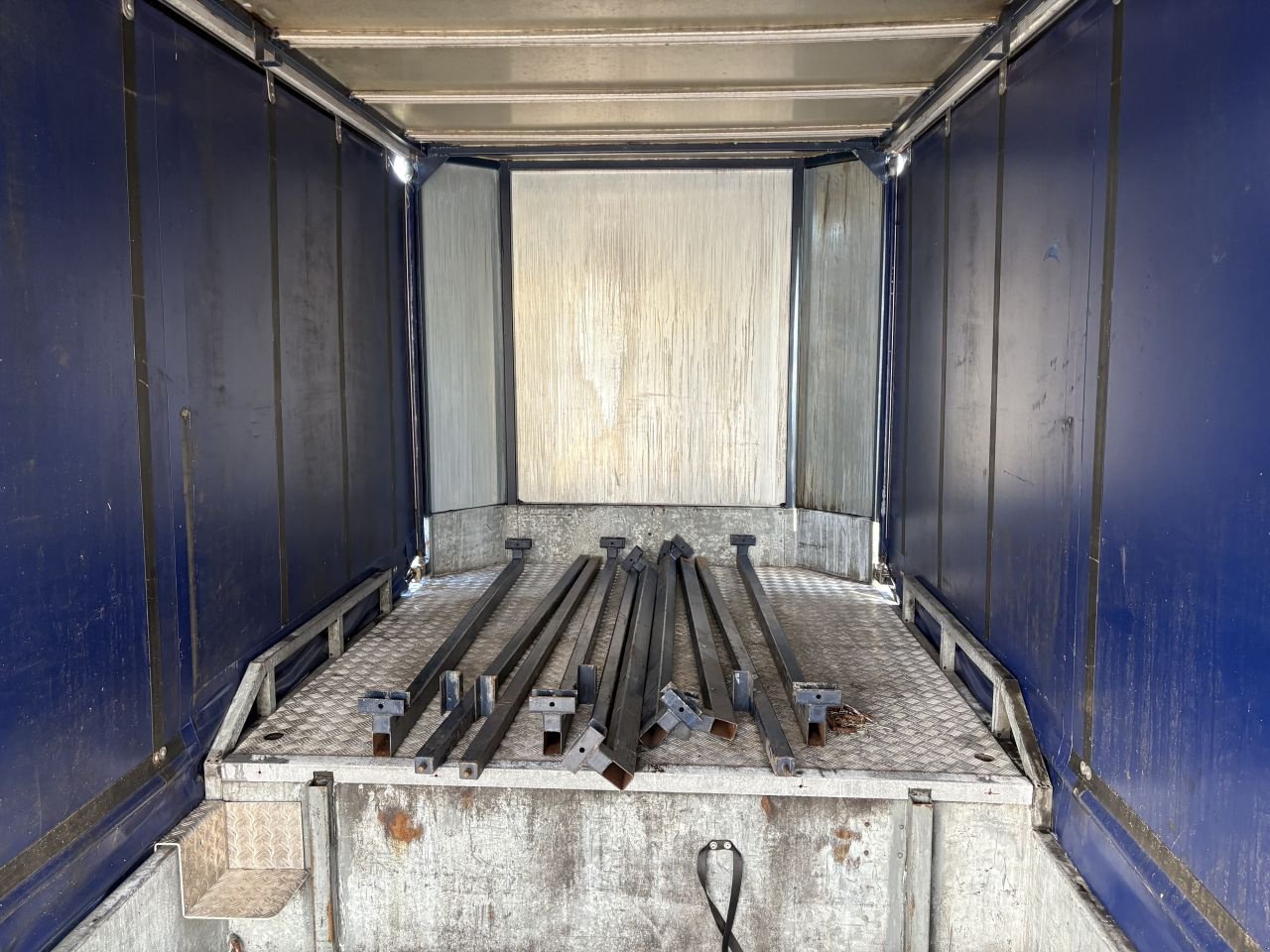 PKW-Anhänger des Typs Sonstige be oplegger veldhuizen 5.6 ton kuip met schuifzeilen, Gebrauchtmaschine in Putten (Bild 11)