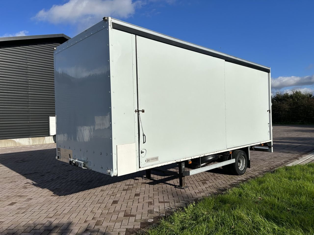 PKW-Anhänger Türe ait Sonstige be oplegger Veldhuizen be oplegger Veldhuizen 7.5 ton schuifdeuren, Gebrauchtmaschine içinde Putten (resim 5)