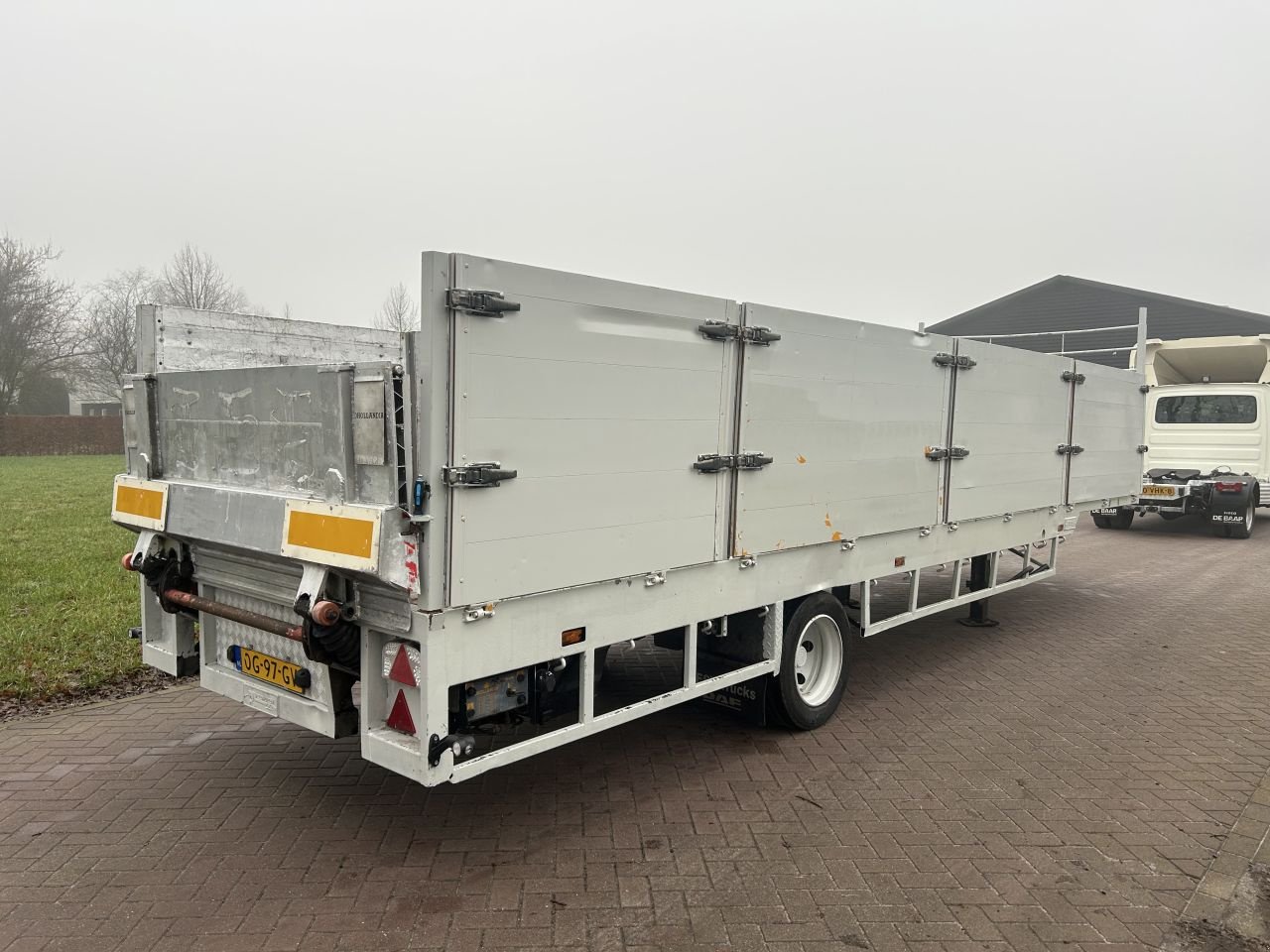 PKW-Anhänger tip Sonstige be oplegger vlak met laadklep Dhollandia 1000 kg, Gebrauchtmaschine in Putten (Poză 5)