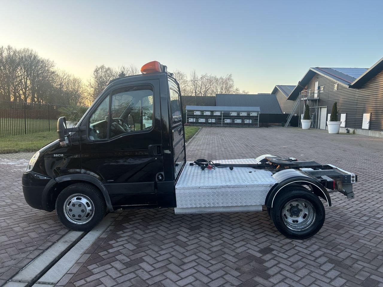 PKW-Anhänger des Typs Sonstige be trekker 12 ton Iveco Daily be trekker 12 ton Iveco Daily 35C18 met trekhaak, Gebrauchtmaschine in Putten (Bild 3)