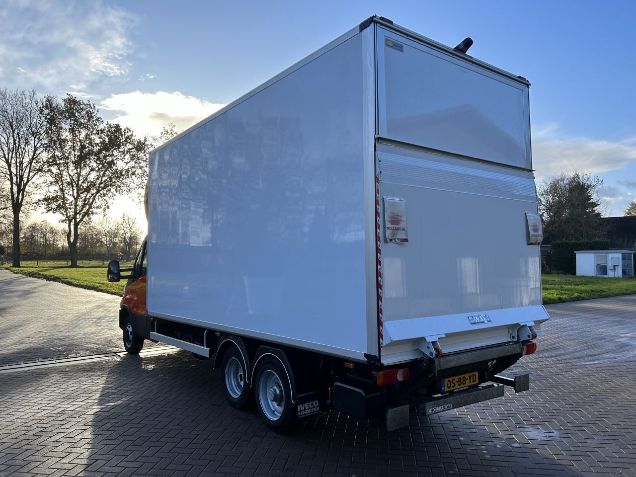 PKW-Anhänger des Typs Sonstige be trekker 7 ton Iveco Daily be trekker 7 ton Iveco Daily 40c18 Clixtar met laadklep 1000, Gebrauchtmaschine in Putten (Bild 7)