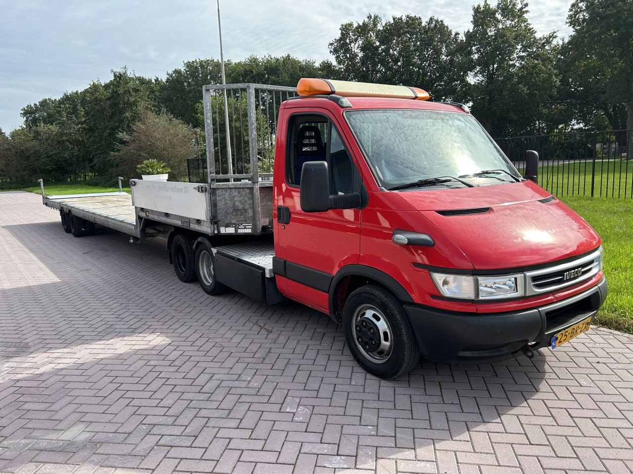 PKW-Anhänger typu Sonstige be trekker Iveco 35C17 14 ton be trekker Iveco 35C17 14 ton be oplegger met knikvloer, Gebrauchtmaschine v Putten (Obrázek 4)