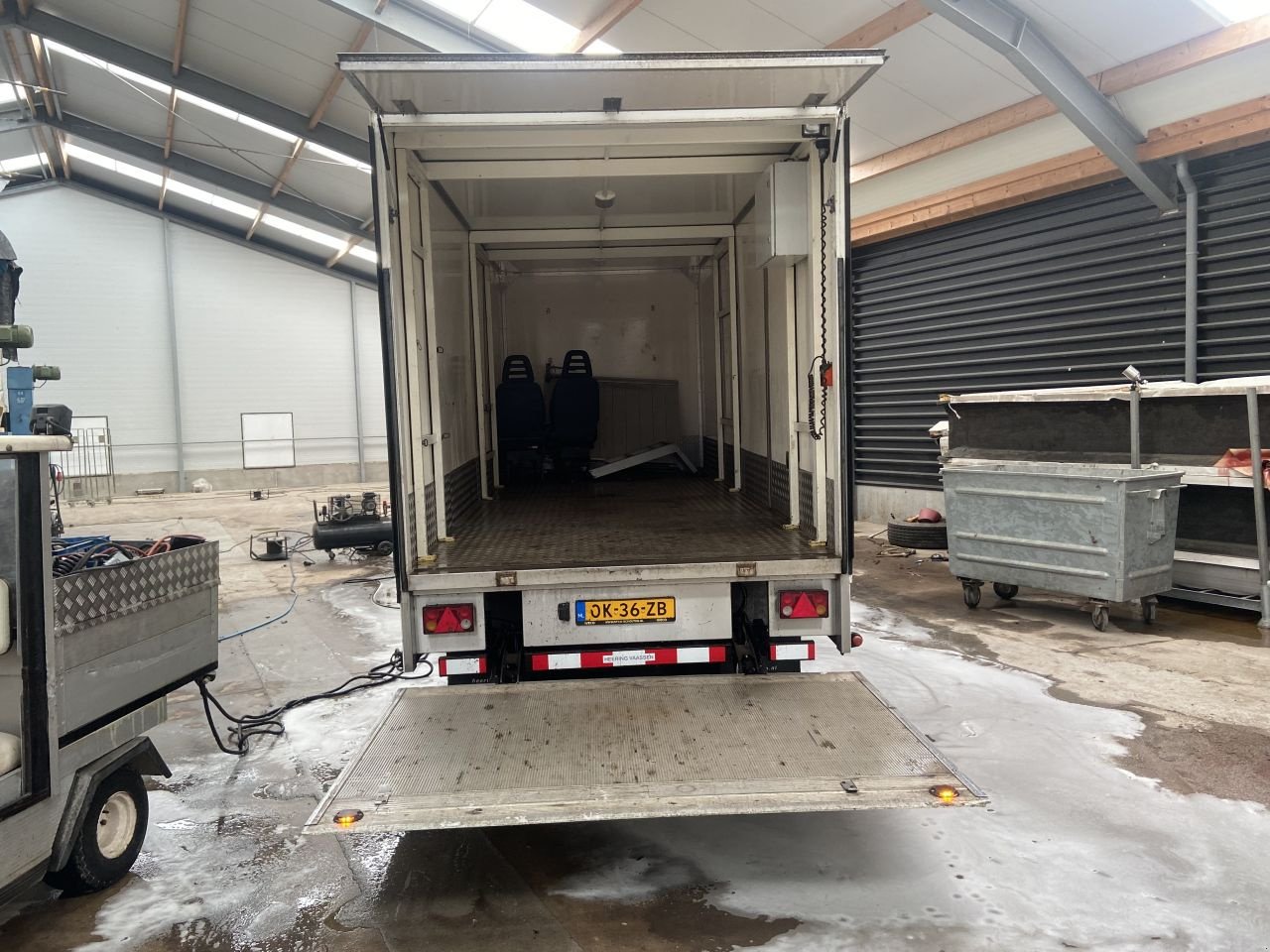 PKW-Anhänger tip Sonstige be trekker iveco 35c17 be trekker iveco 35c17 jeep-as combinatie, Gebrauchtmaschine in Putten (Poză 11)