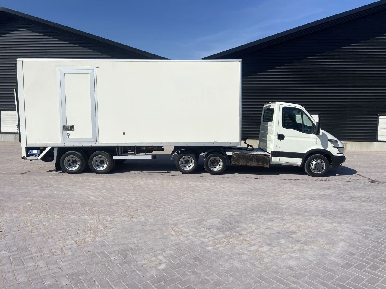 PKW-Anhänger tip Sonstige be trekker iveco 35c17 be trekker iveco 35c17 jeep-as combinatie, Gebrauchtmaschine in Putten (Poză 3)