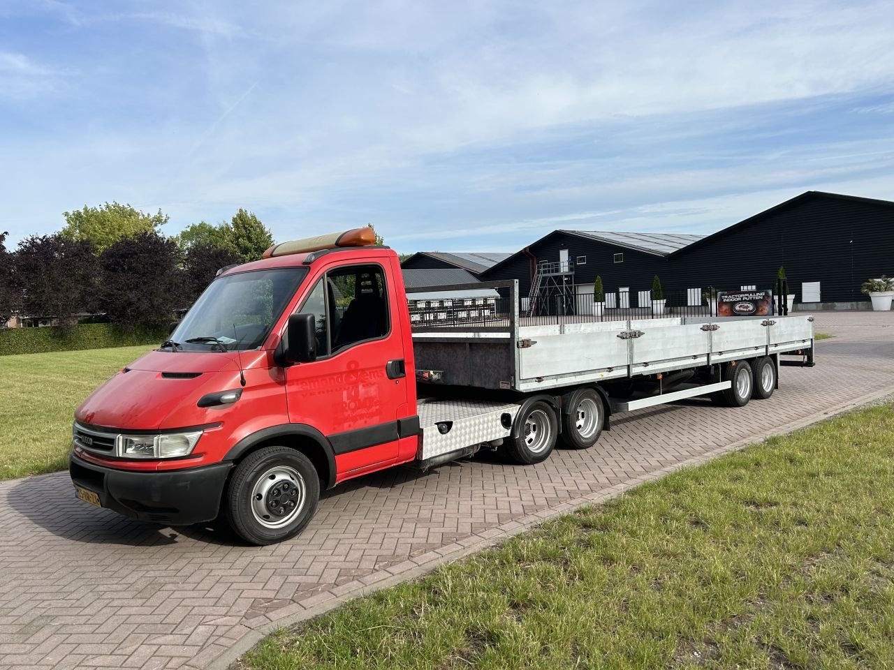 PKW-Anhänger tipa Sonstige be trekker Iveco Daily 35C17 - Jeeb-as vlakke oplegger, Gebrauchtmaschine u Putten (Slika 4)