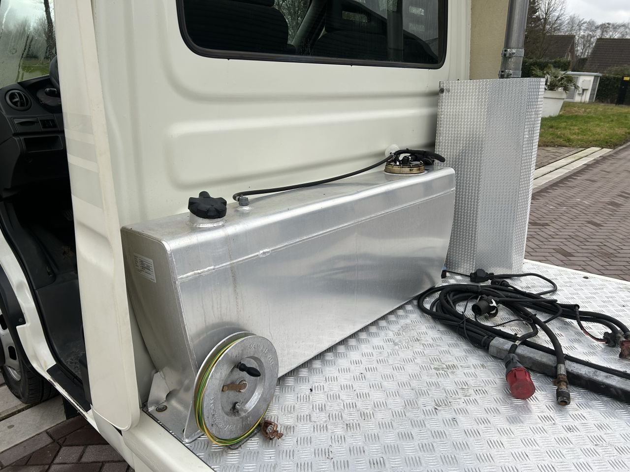 PKW-Anhänger typu Sonstige BE trekker Iveco Daily 35C21 BE trekker Iveco Daily 35C21 pto voor Kracht stroom, Gebrauchtmaschine v Putten (Obrázek 10)