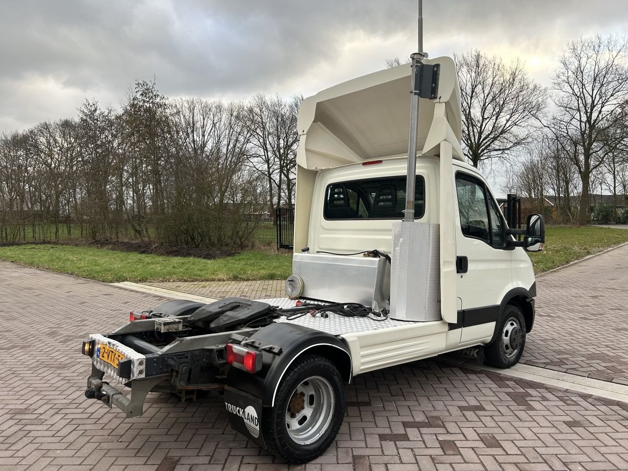 PKW-Anhänger typu Sonstige BE trekker Iveco Daily 35C21 BE trekker Iveco Daily 35C21 pto voor Kracht stroom, Gebrauchtmaschine v Putten (Obrázek 4)