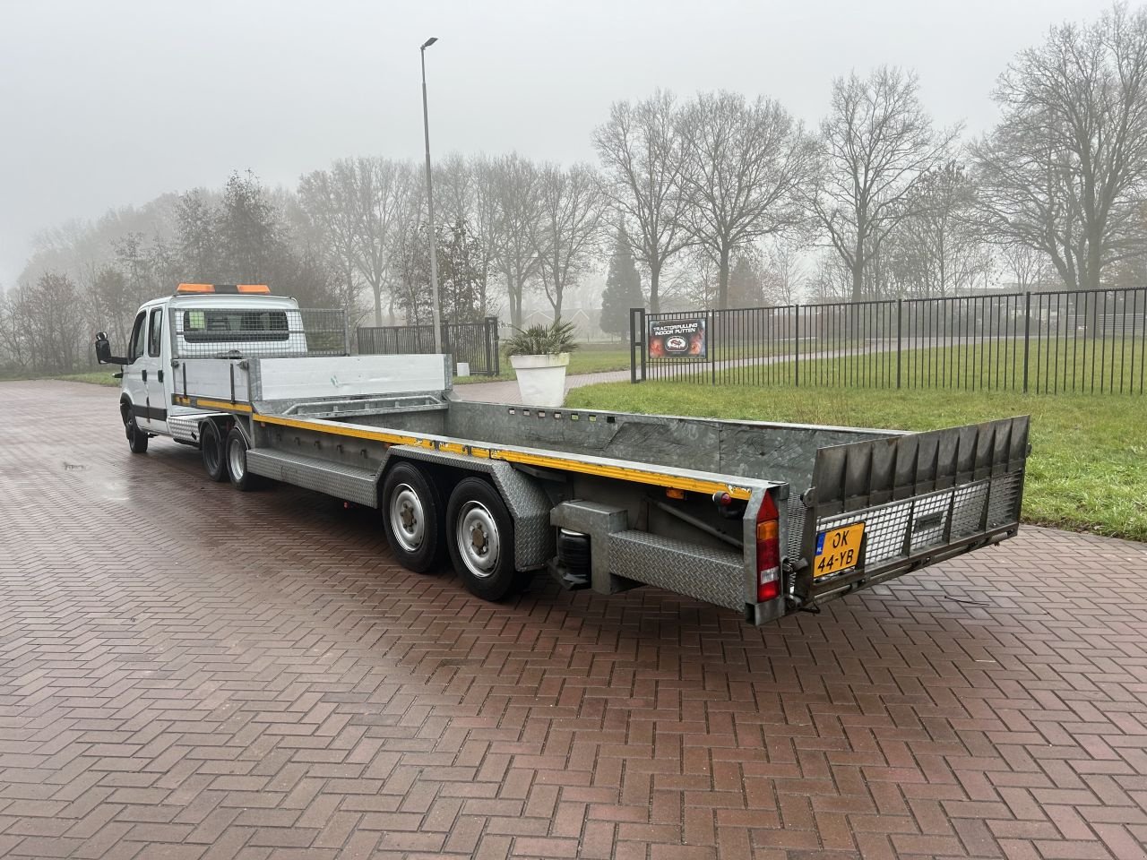 PKW-Anhänger typu Sonstige be trekker Iveco Daily 40C17 be trekker Iveco Daily 40C17 be oplegger kuip met knikvloer, Gebrauchtmaschine v Putten (Obrázek 5)