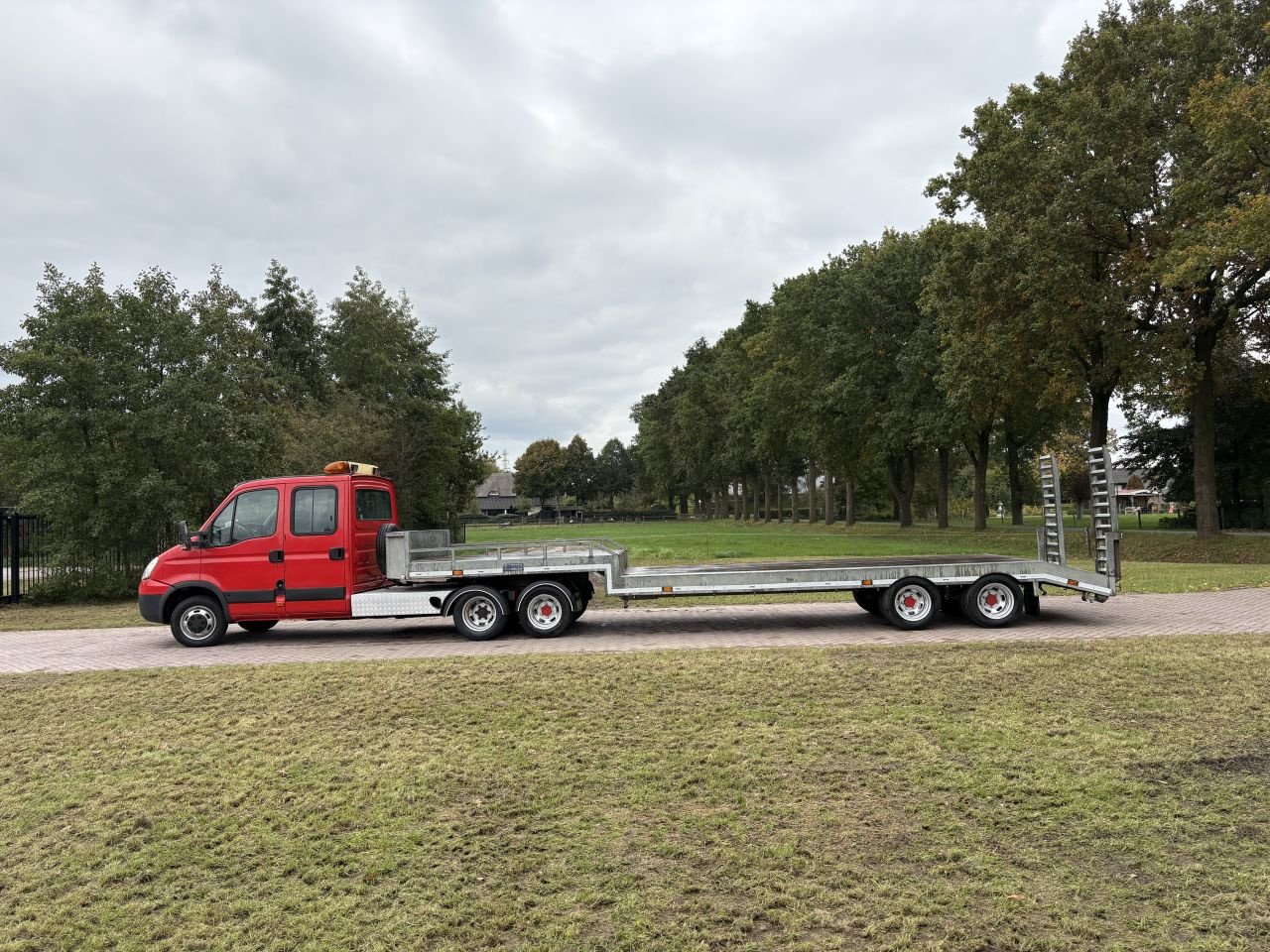 PKW-Anhänger typu Sonstige be trekker Iveco Daily 40C18 jeep-as -be oplegger Jeeb-as sem, Gebrauchtmaschine v Putten (Obrázek 3)