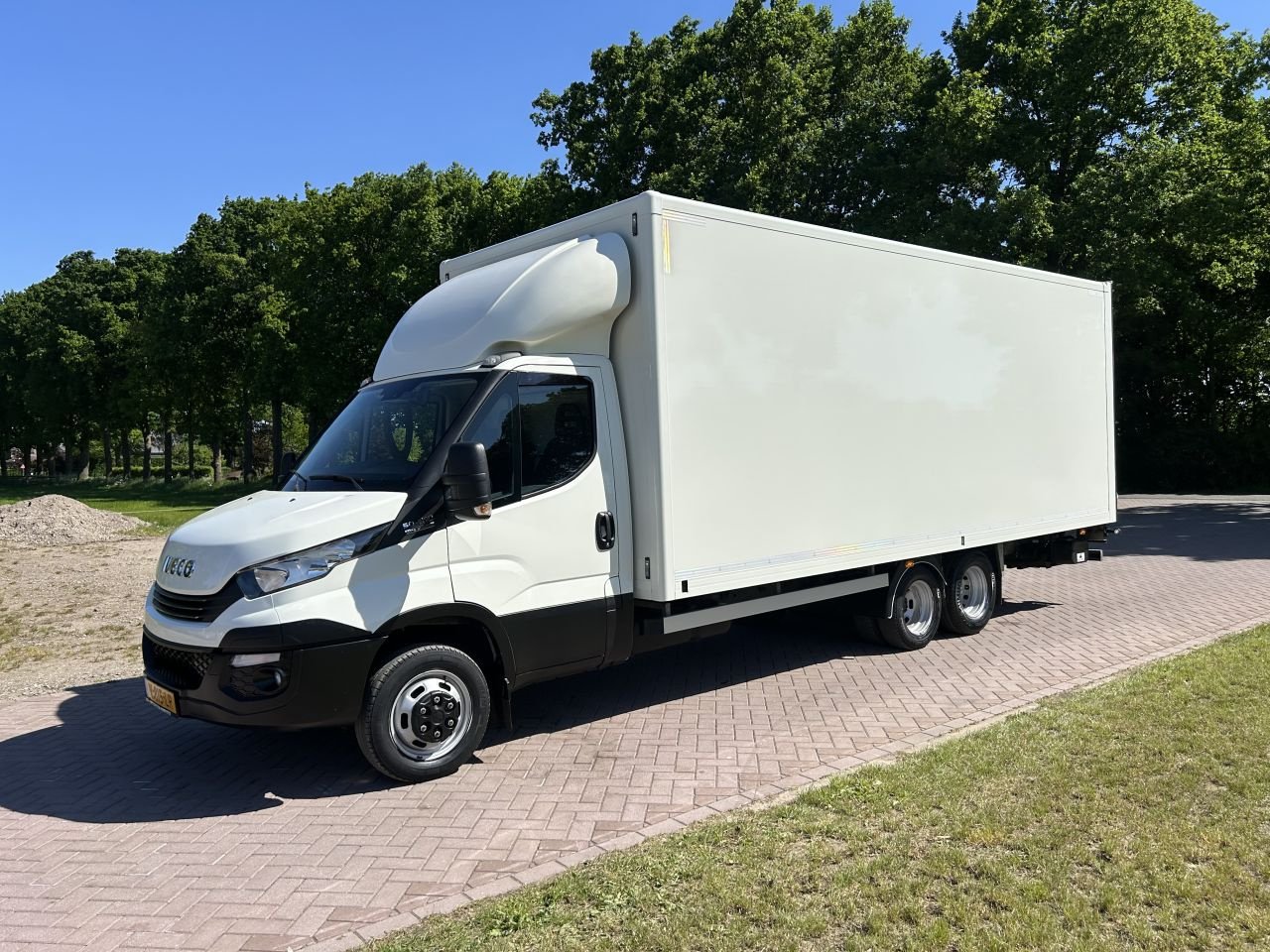 PKW-Anhänger Türe ait Sonstige be trekker Iveco Daily 50C21 Clixtar met laadklep 1000 kg (15, Gebrauchtmaschine içinde Putten (resim 1)