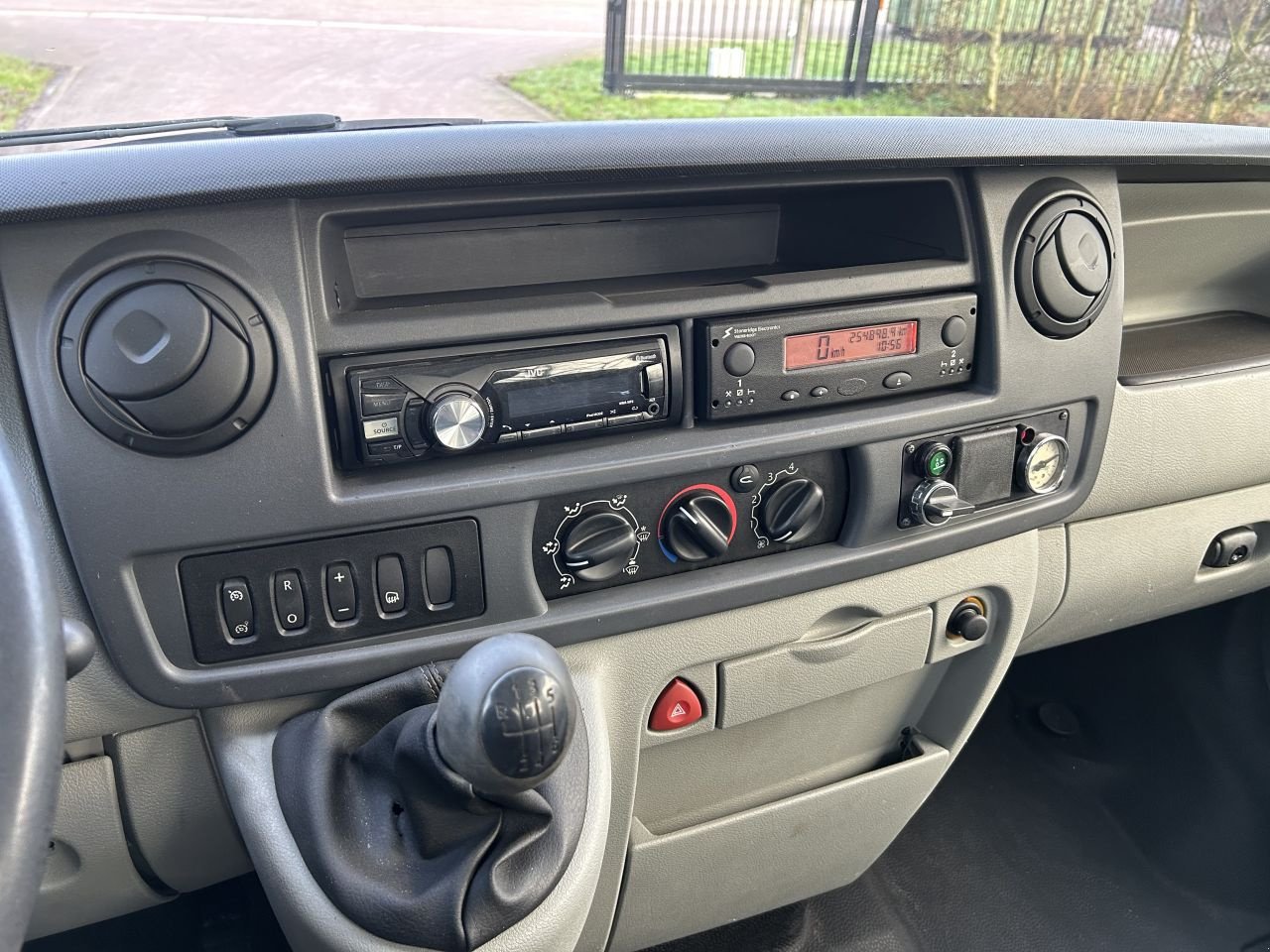 PKW-Anhänger des Typs Sonstige be trekker Renault 160-35 jeep oplegger Veldhuizen 9320 kg, Gebrauchtmaschine in Putten (Bild 11)