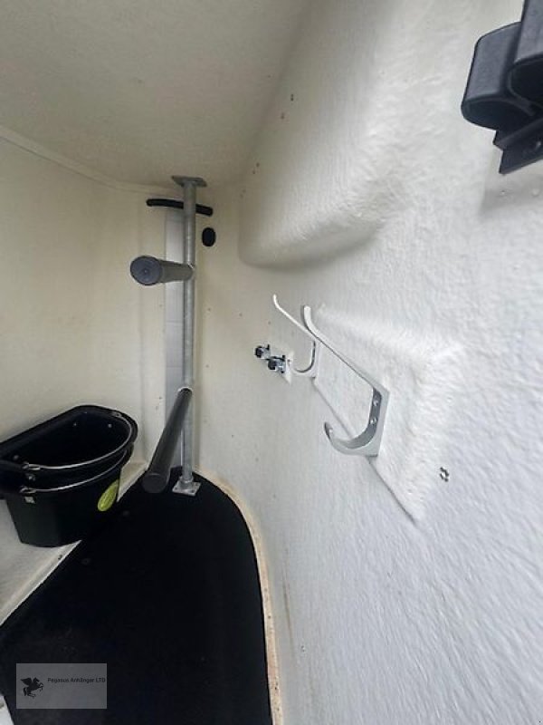 PKW-Anhänger des Typs Sonstige Bücker Trailer Careliner Alu 2-Pferdeanhänger Sattelkammer 2,4t., Gebrauchtmaschine in Gevelsberg (Bild 7)