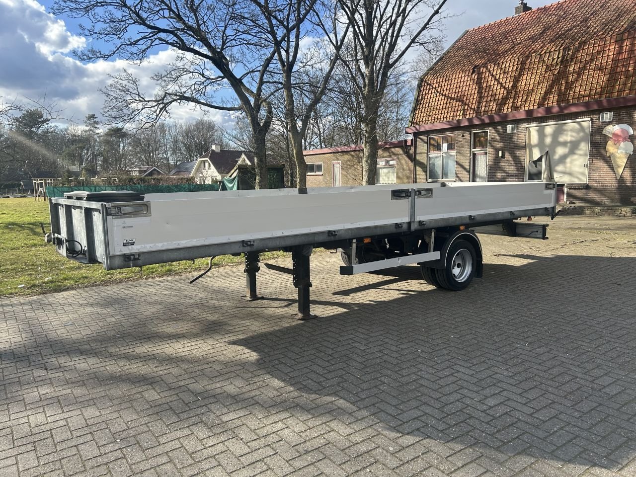 PKW-Anhänger Türe ait Sonstige Bunk 7 TON BE oplegger vlakke met luiken, Gebrauchtmaschine içinde Putten (resim 3)