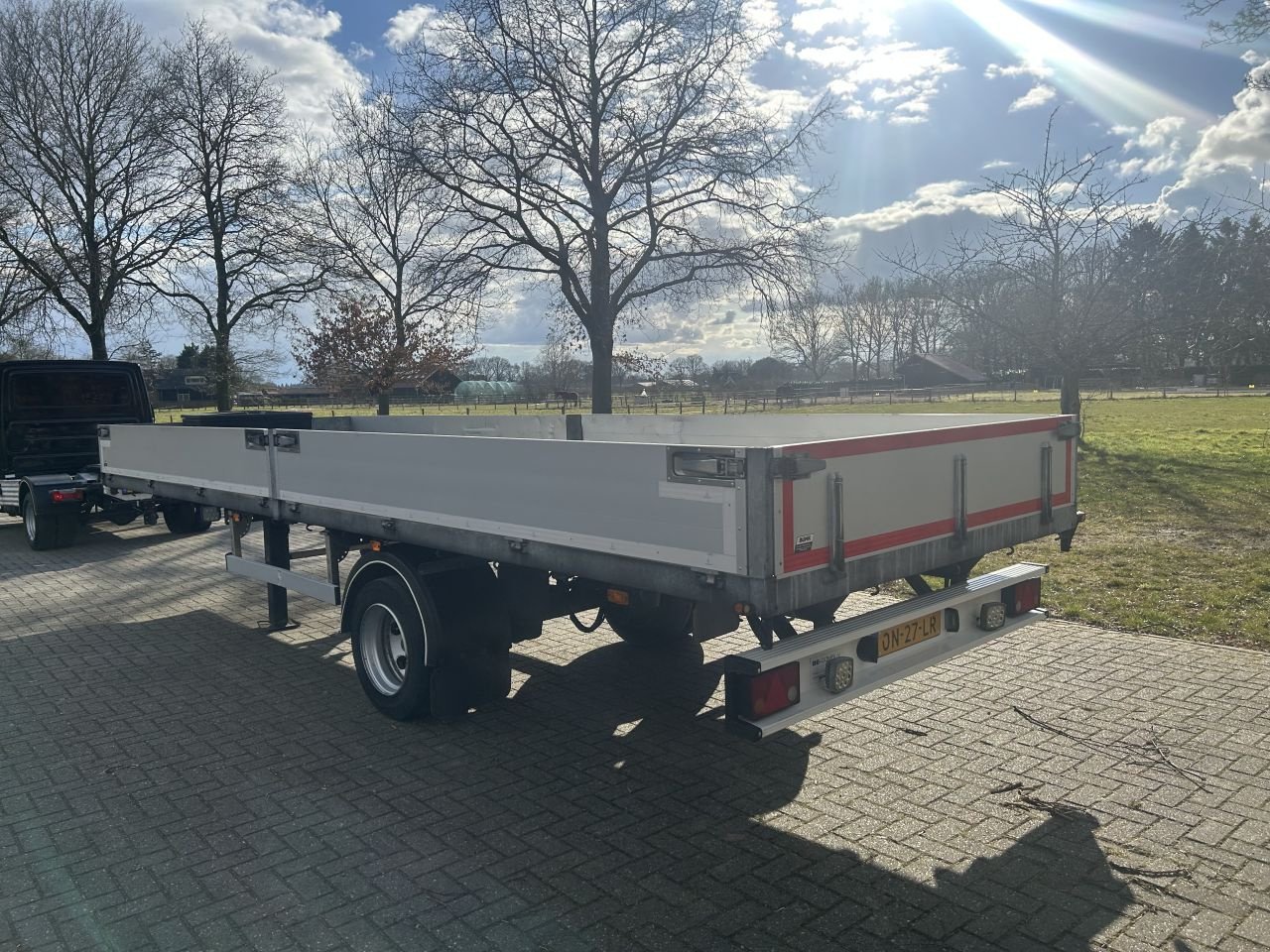 PKW-Anhänger Türe ait Sonstige Bunk 7 TON BE oplegger vlakke met luiken, Gebrauchtmaschine içinde Putten (resim 6)
