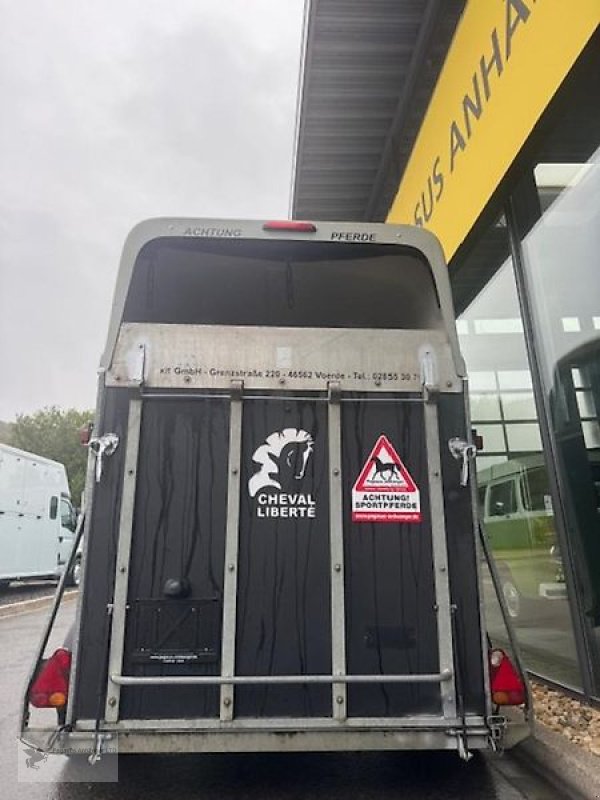 PKW-Anhänger des Typs Sonstige Cheval Liberte Gold First 2-Pferdeanhänger Aluboden 2t DS-Klappe, Gebrauchtmaschine in Gevelsberg (Bild 3)