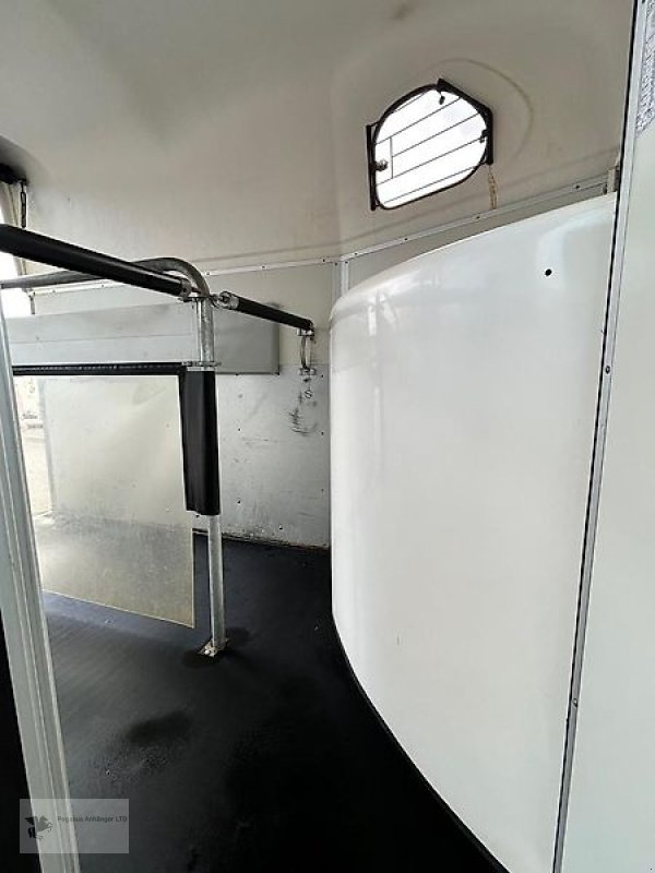 PKW-Anhänger des Typs Sonstige Cheval Liberte Gold First 2 Pferdeanhänger Aluboden Sattelkammer, Gebrauchtmaschine in Gevelsberg (Bild 5)