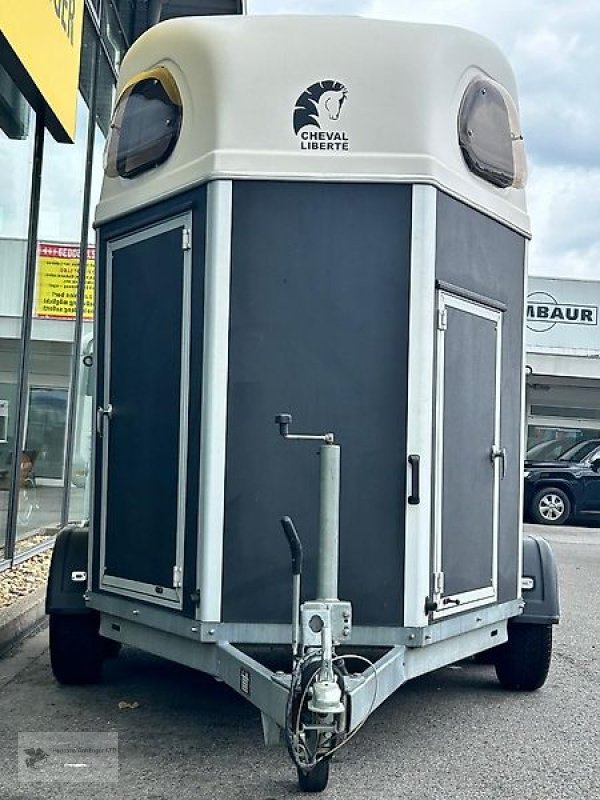 PKW-Anhänger tipa Sonstige Cheval Liberte Gold First 2 Pferdeanhänger Aluboden Sattelkammer, Gebrauchtmaschine u Gevelsberg (Slika 2)
