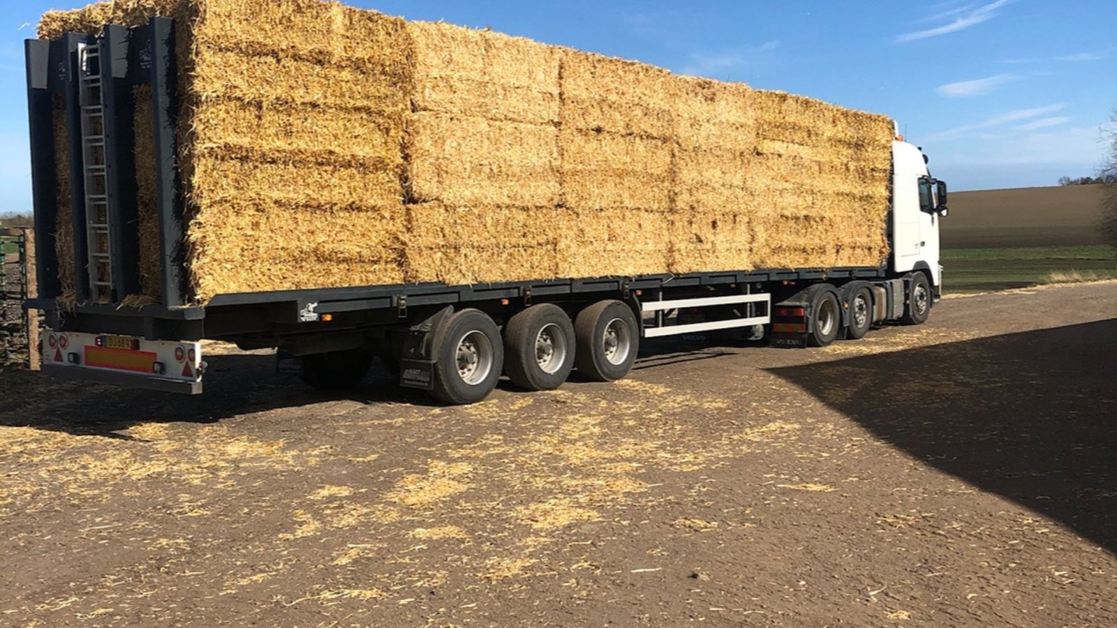 PKW-Anhänger Türe ait Sonstige Halmtrailer, Gebrauchtmaschine içinde Skærbæk (resim 1)