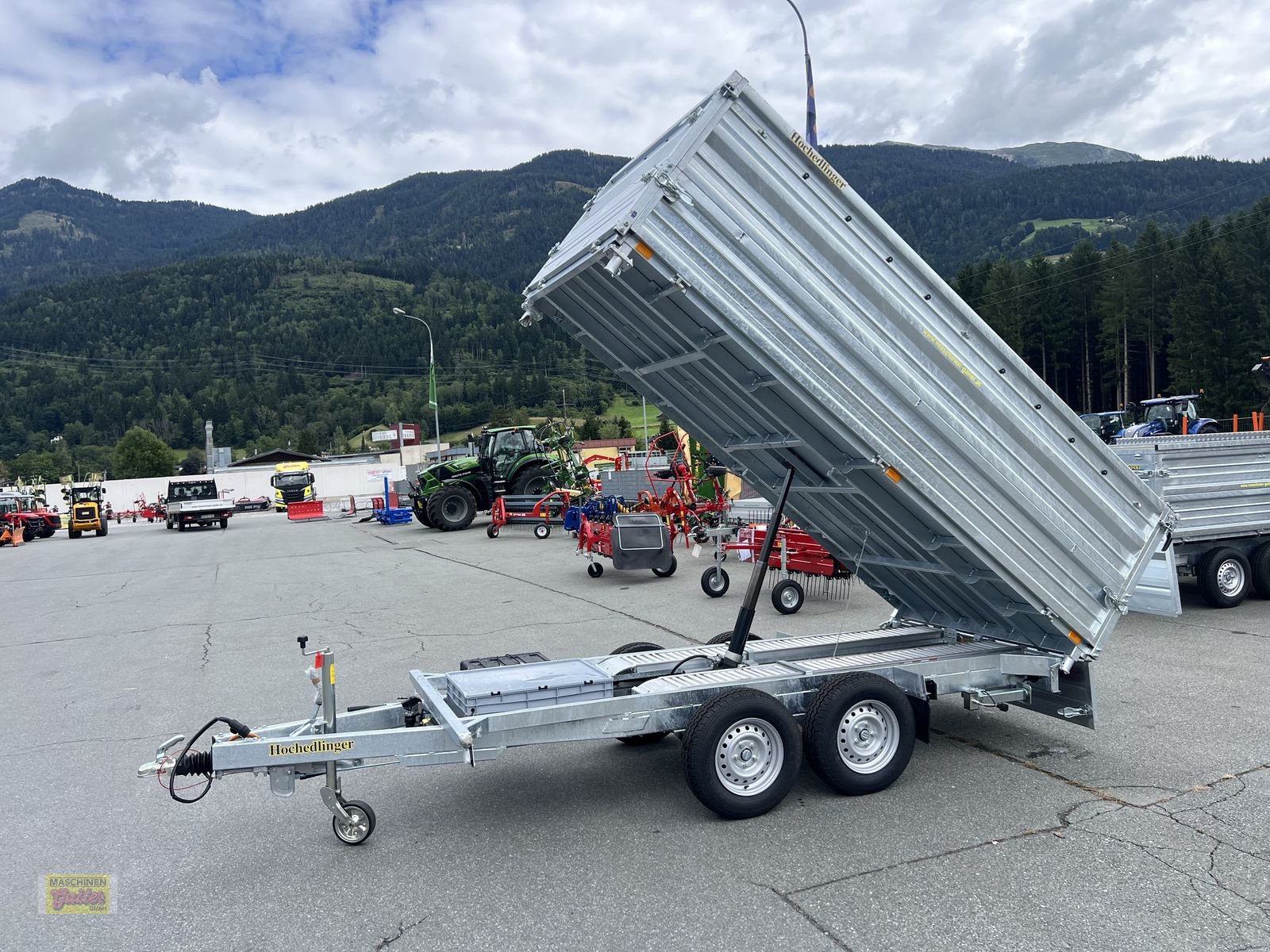 PKW-Anhänger типа Sonstige Hochedlinger-Dreiseitenkipper TH-3SKE 35 37 17, Neumaschine в Kötschach (Фотография 1)