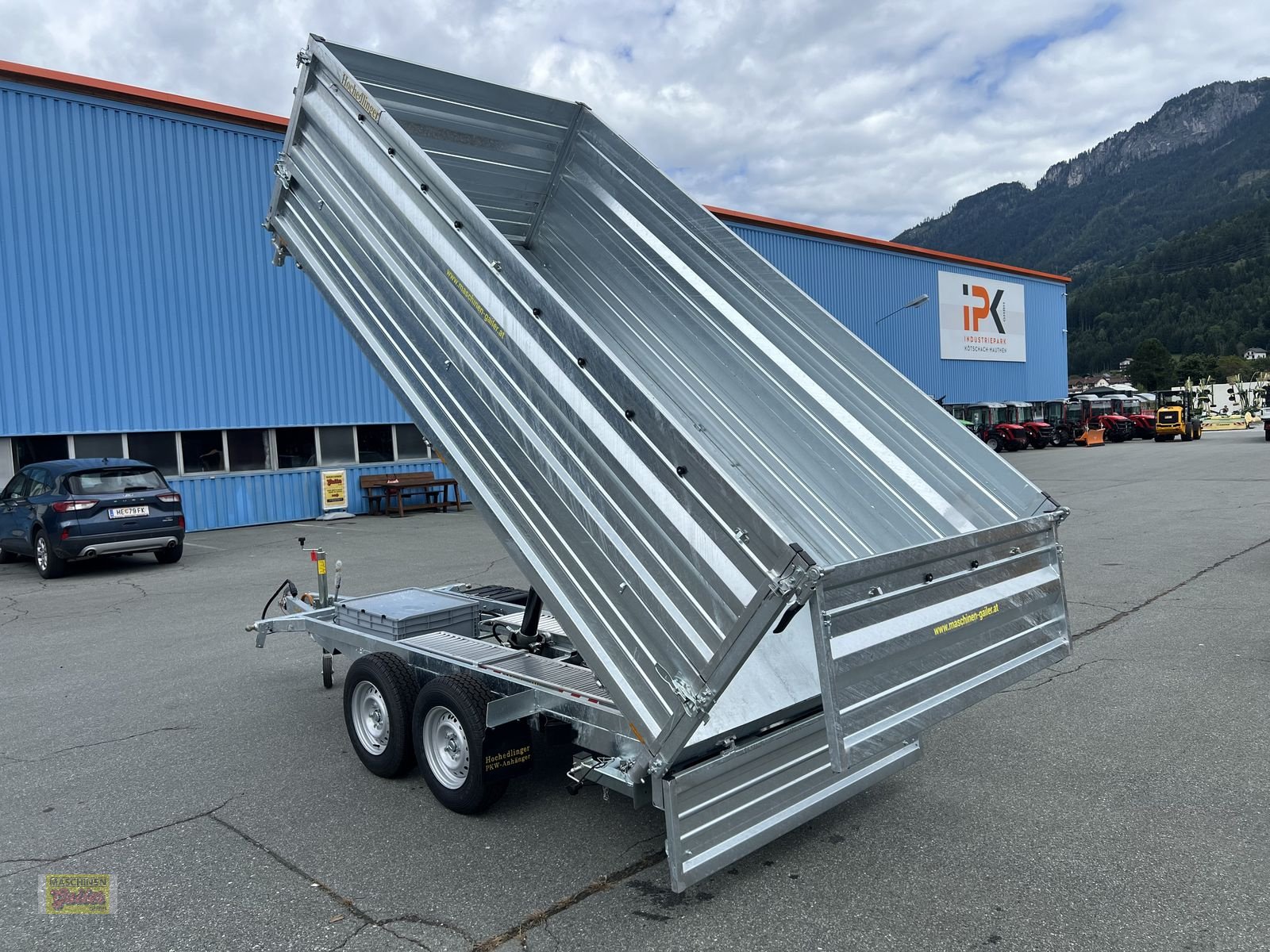 PKW-Anhänger типа Sonstige Hochedlinger-Dreiseitenkipper TH-3SKE 35 37 17, Neumaschine в Kötschach (Фотография 2)