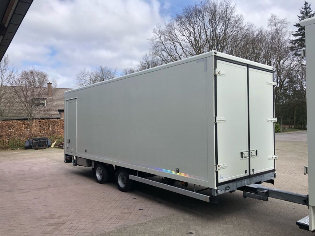 PKW-Anhänger des Typs Sonstige Iveco 40C18 bakwagen 9.5 ton (28) aanhanger lucht rem euro 5, Gebrauchtmaschine in Putten (Bild 10)