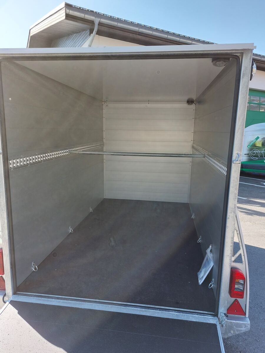 PKW-Anhänger des Typs Sonstige Kargo Kofferanhänger, Neumaschine in Saalfelden (Bild 4)