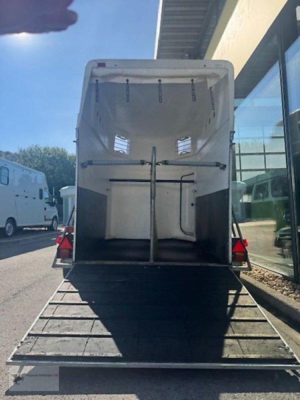 PKW-Anhänger типа Sonstige Köper 2 Pferdeanhänger Vollpoly 2t Sattelkammer, Gebrauchtmaschine в Gevelsberg (Фотография 4)