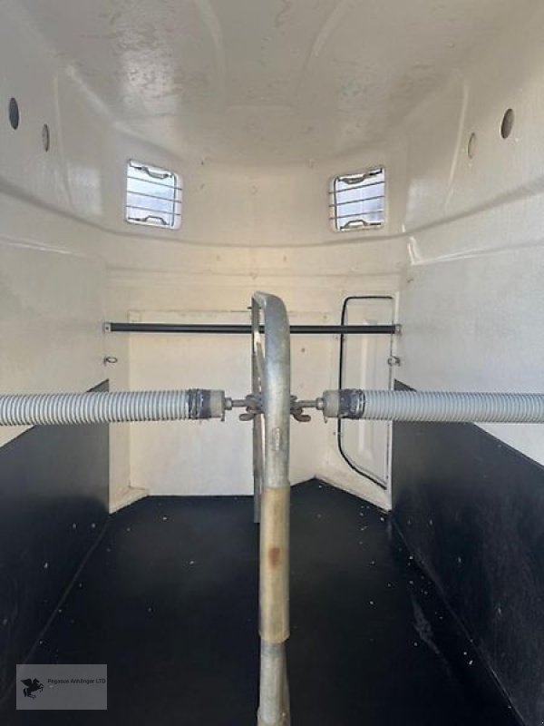 PKW-Anhänger типа Sonstige Köper 2 Pferdeanhänger Vollpoly 2t Sattelkammer, Gebrauchtmaschine в Gevelsberg (Фотография 5)