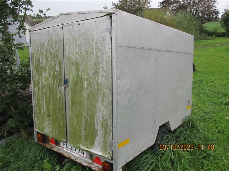 PKW-Anhänger des Typs Sonstige Lukket trailer, Gebrauchtmaschine in Høng (Bild 1)