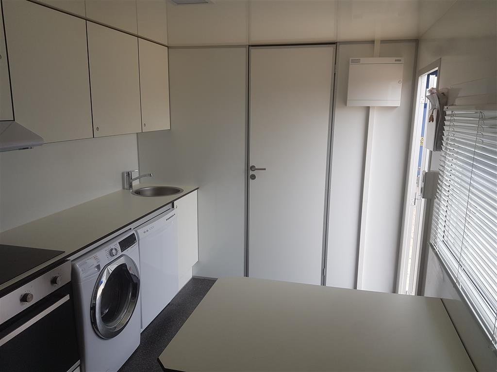 PKW-Anhänger Türe ait Sonstige Mandskabsvogn Beboelsesvogn, Gebrauchtmaschine içinde Skævinge (resim 3)