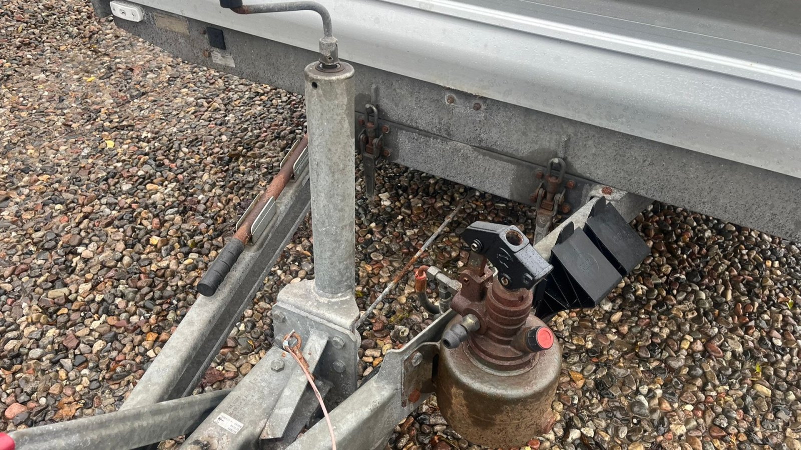 PKW-Anhänger a típus Sonstige Maskintrailer med vip og rampe med hydraulisk tip, Gebrauchtmaschine ekkor: Lintrup (Kép 4)