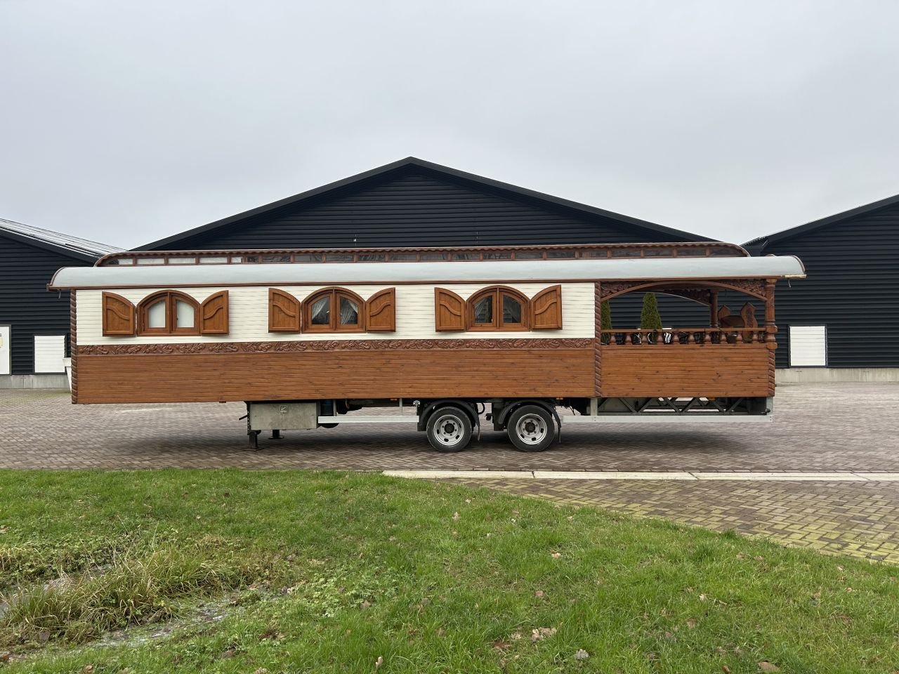 PKW-Anhänger Türe ait Sonstige tiny house be camper oplegger 8 ton KUIPER, Gebrauchtmaschine içinde Putten (resim 4)