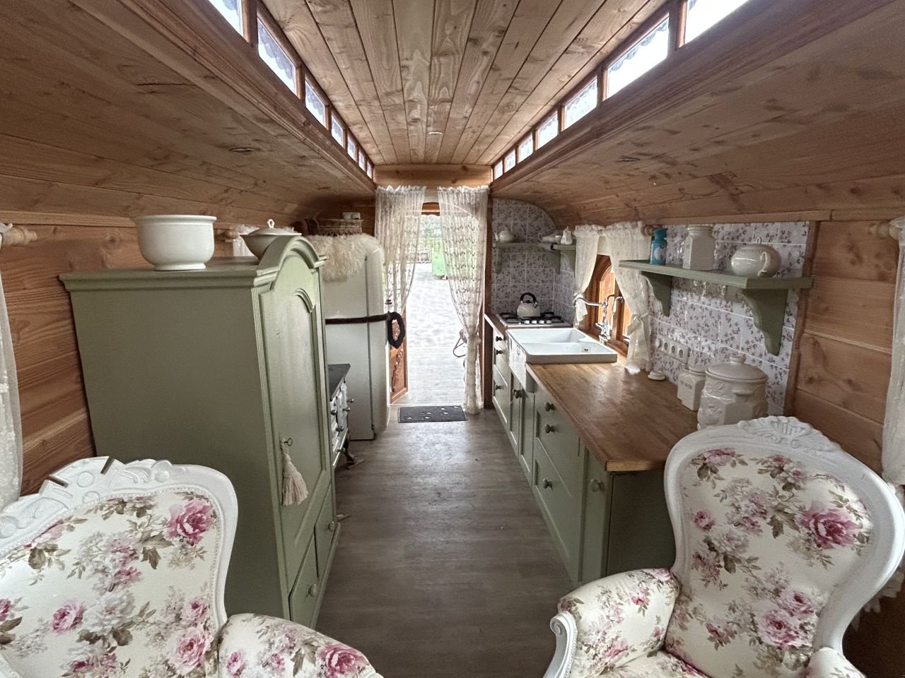 PKW-Anhänger Türe ait Sonstige tiny house be camper oplegger 8 ton KUIPER, Gebrauchtmaschine içinde Putten (resim 10)