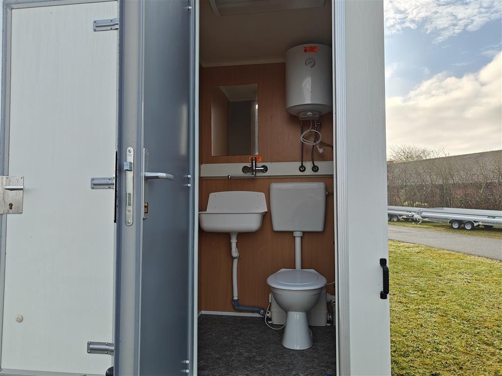 PKW-Anhänger des Typs Sonstige trailer Mandskabsvogn med køkken og toilet, Gebrauchtmaschine in Holstebro (Bild 8)