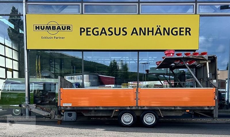 PKW-Anhänger Türe ait Sonstige Trebbiner KH 35.52 Anhänger 3,5t Verkehrsleittafel, Umleitung, Gebrauchtmaschine içinde Gevelsberg (resim 1)